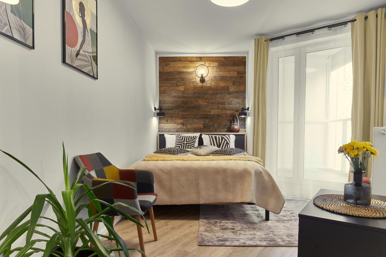 Sherlock Apartment Wrocław Exteriör bild