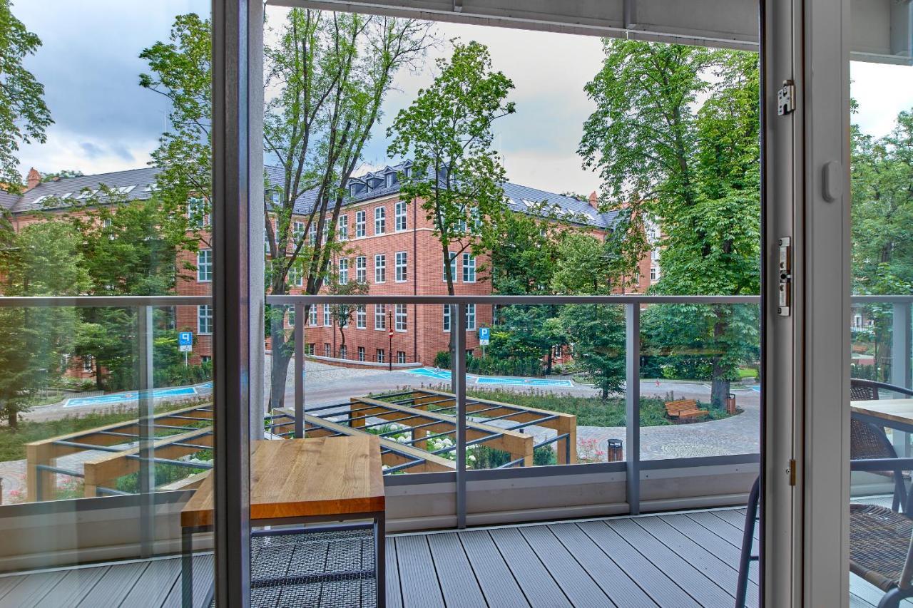 Sherlock Apartment Wrocław Exteriör bild