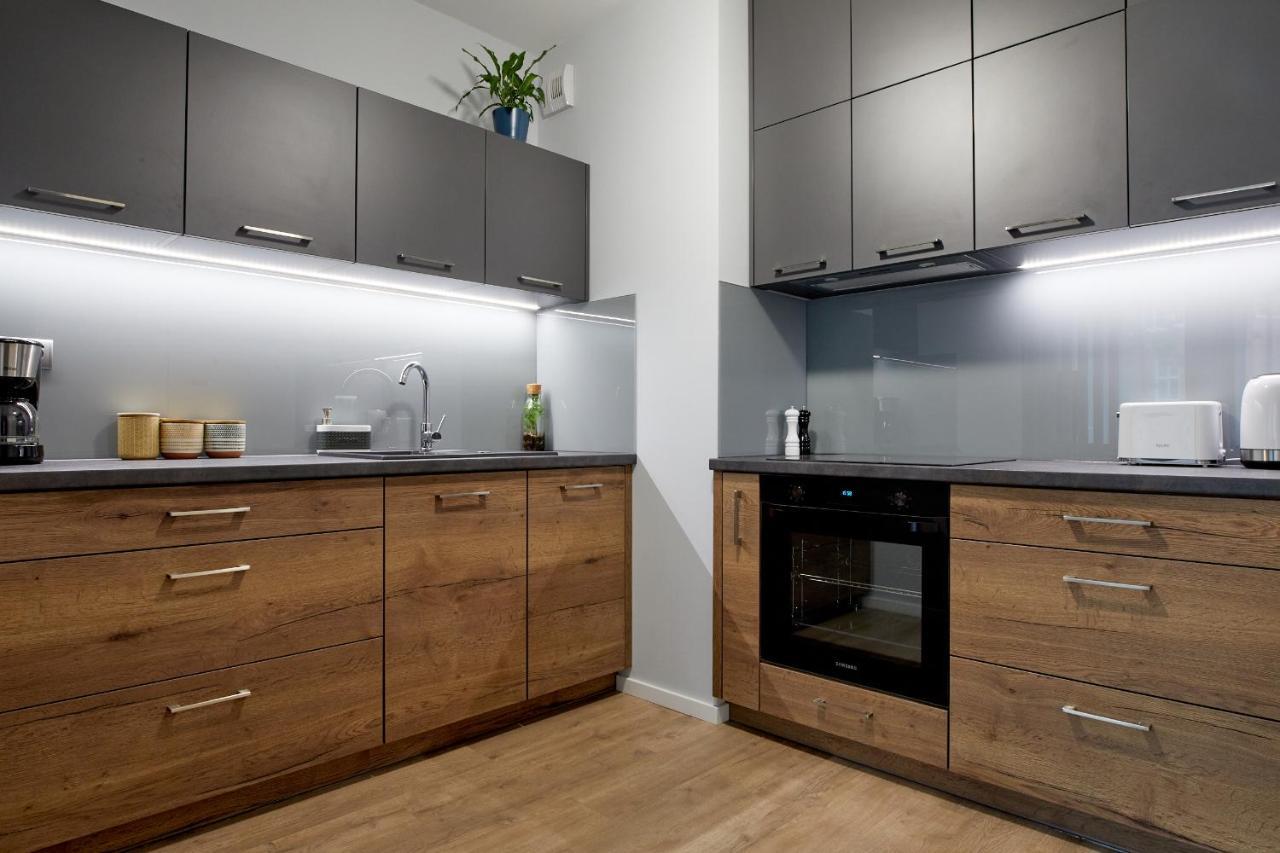 Sherlock Apartment Wrocław Exteriör bild