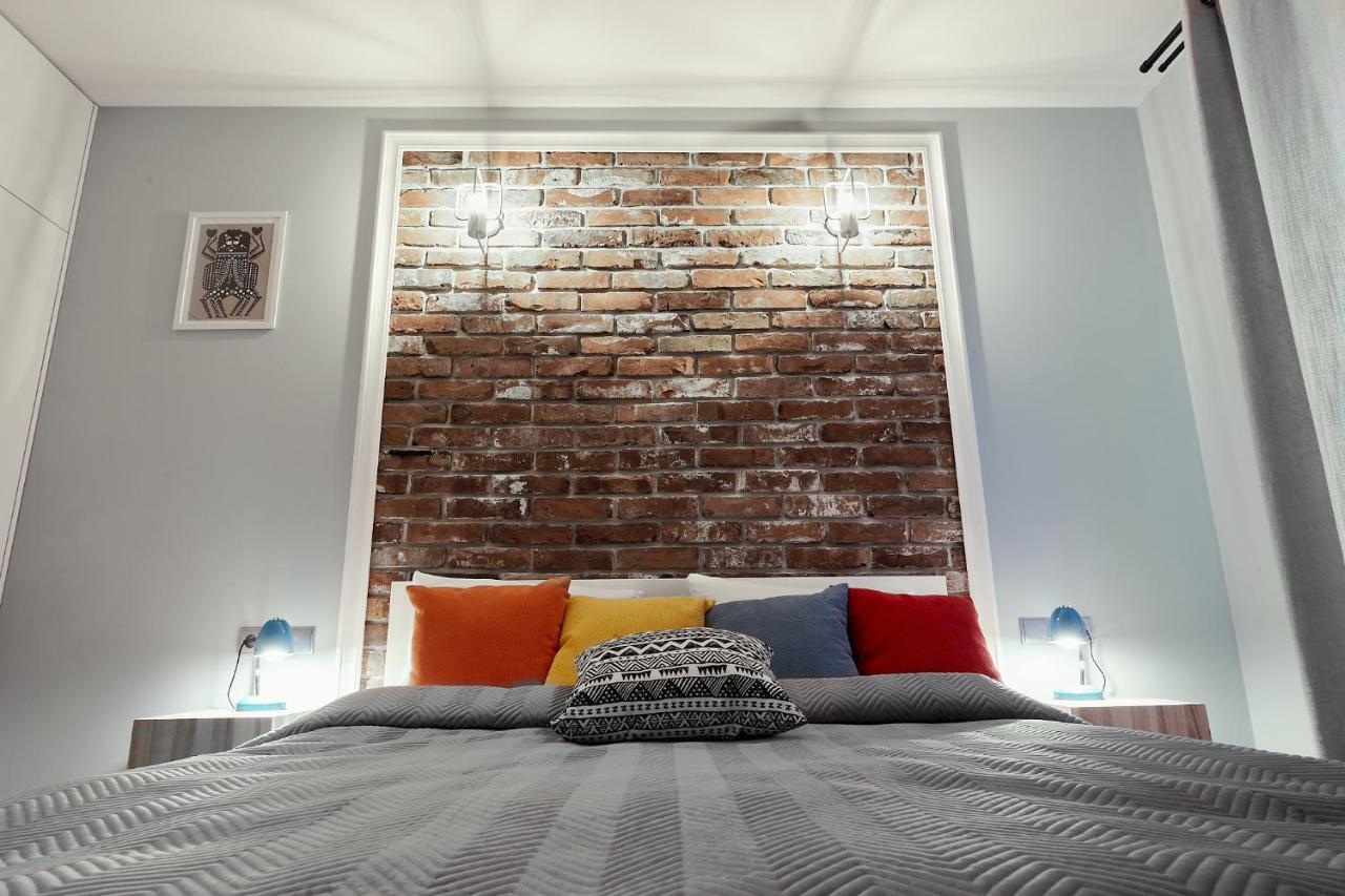 Sherlock Apartment Wrocław Exteriör bild
