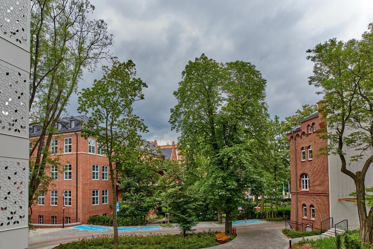 Sherlock Apartment Wrocław Exteriör bild